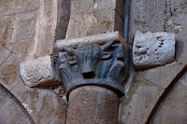 capitello